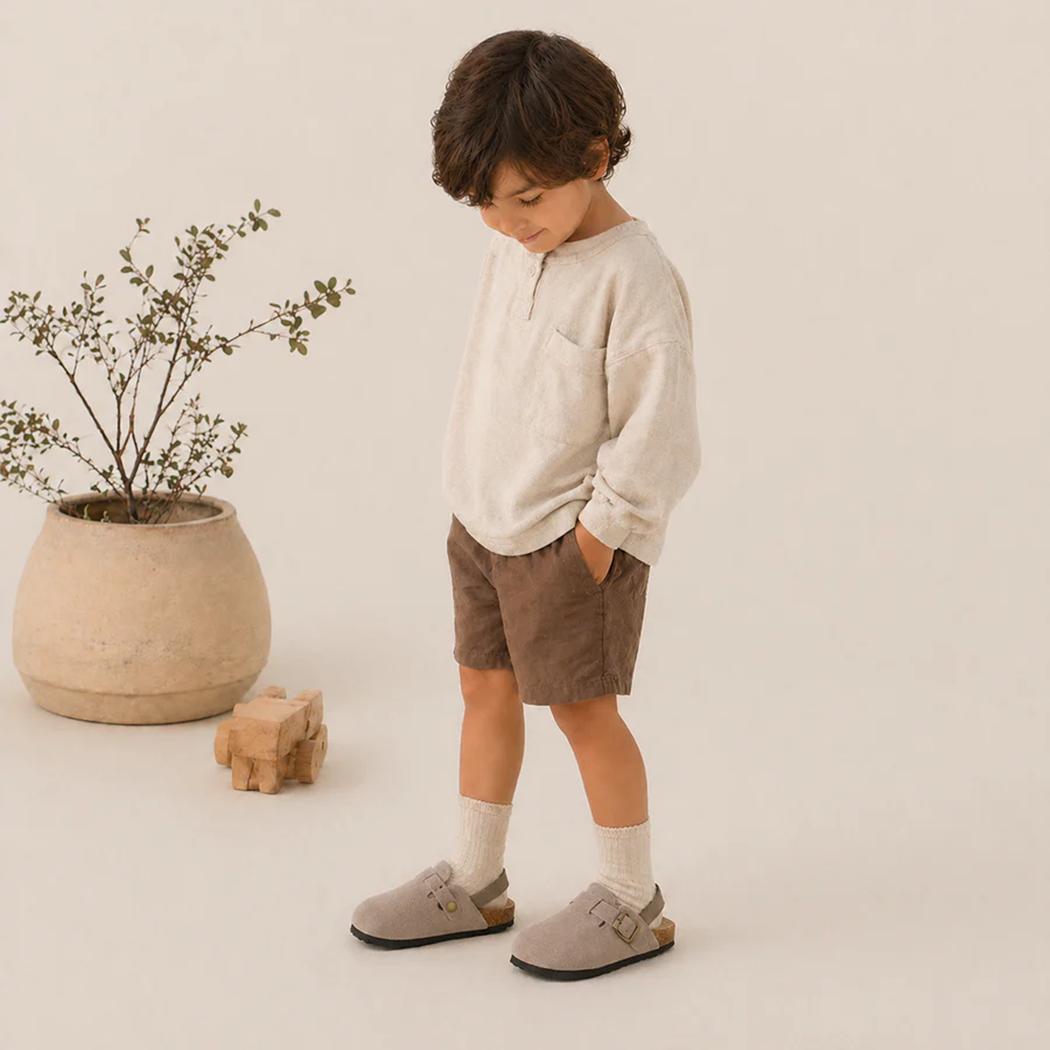 Kids Clogs by Qomfort