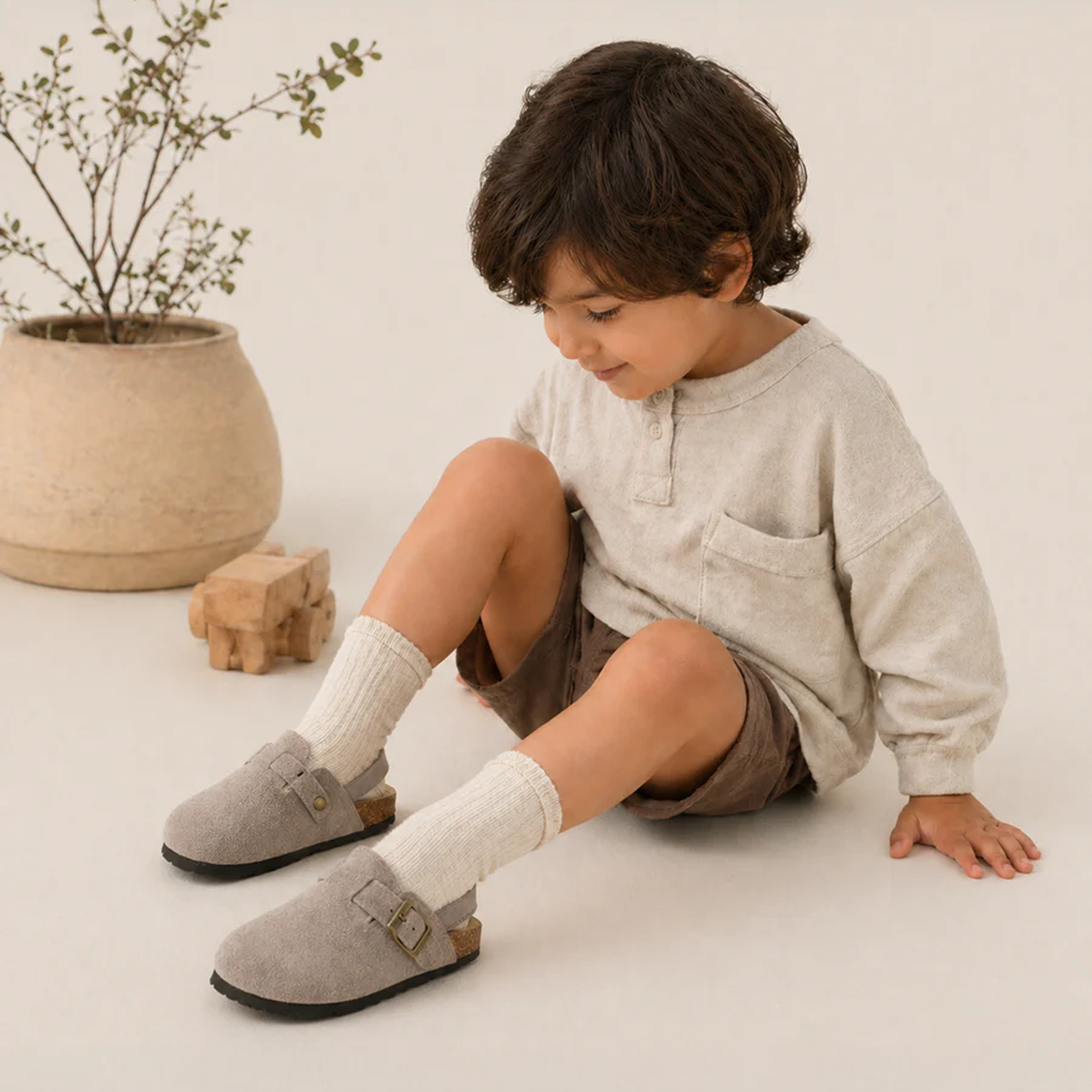 Kids Clogs by Qomfort